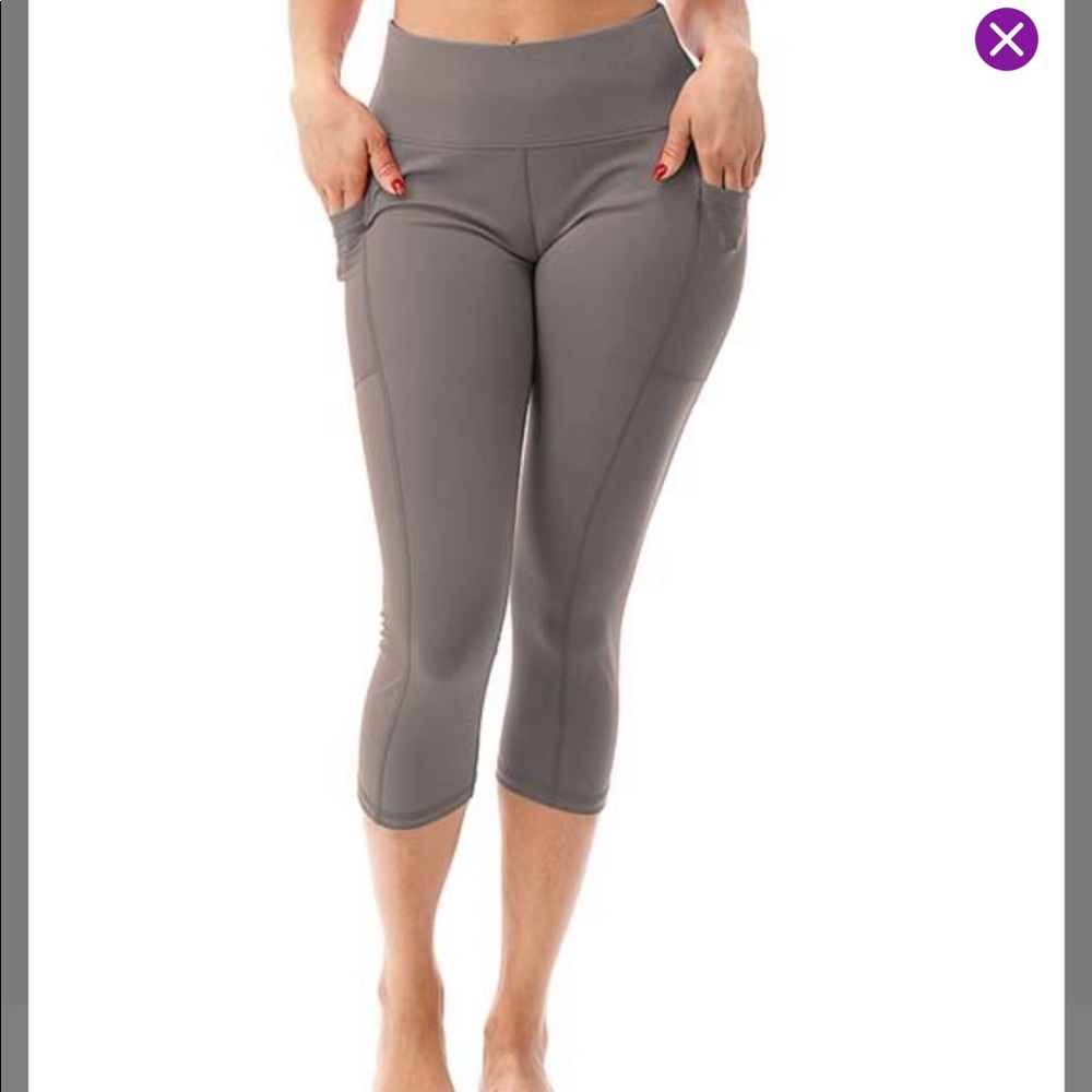 NWT Dark Gray Capri Yoga Pants